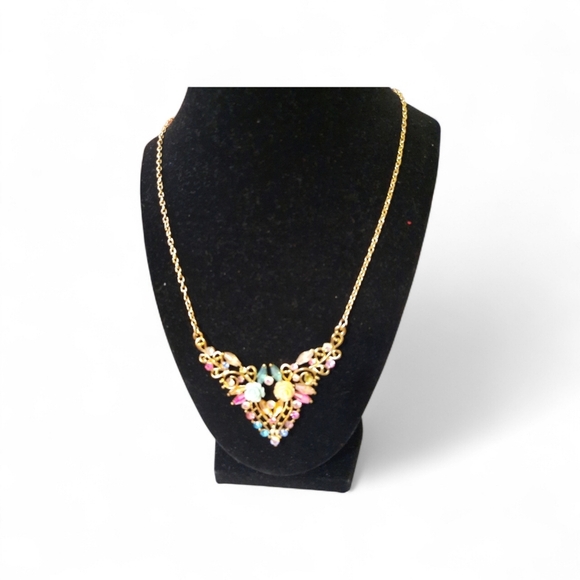 Betsey Johnson Gold Multicolor Floral Necklace NWT - Picture 10 of 11